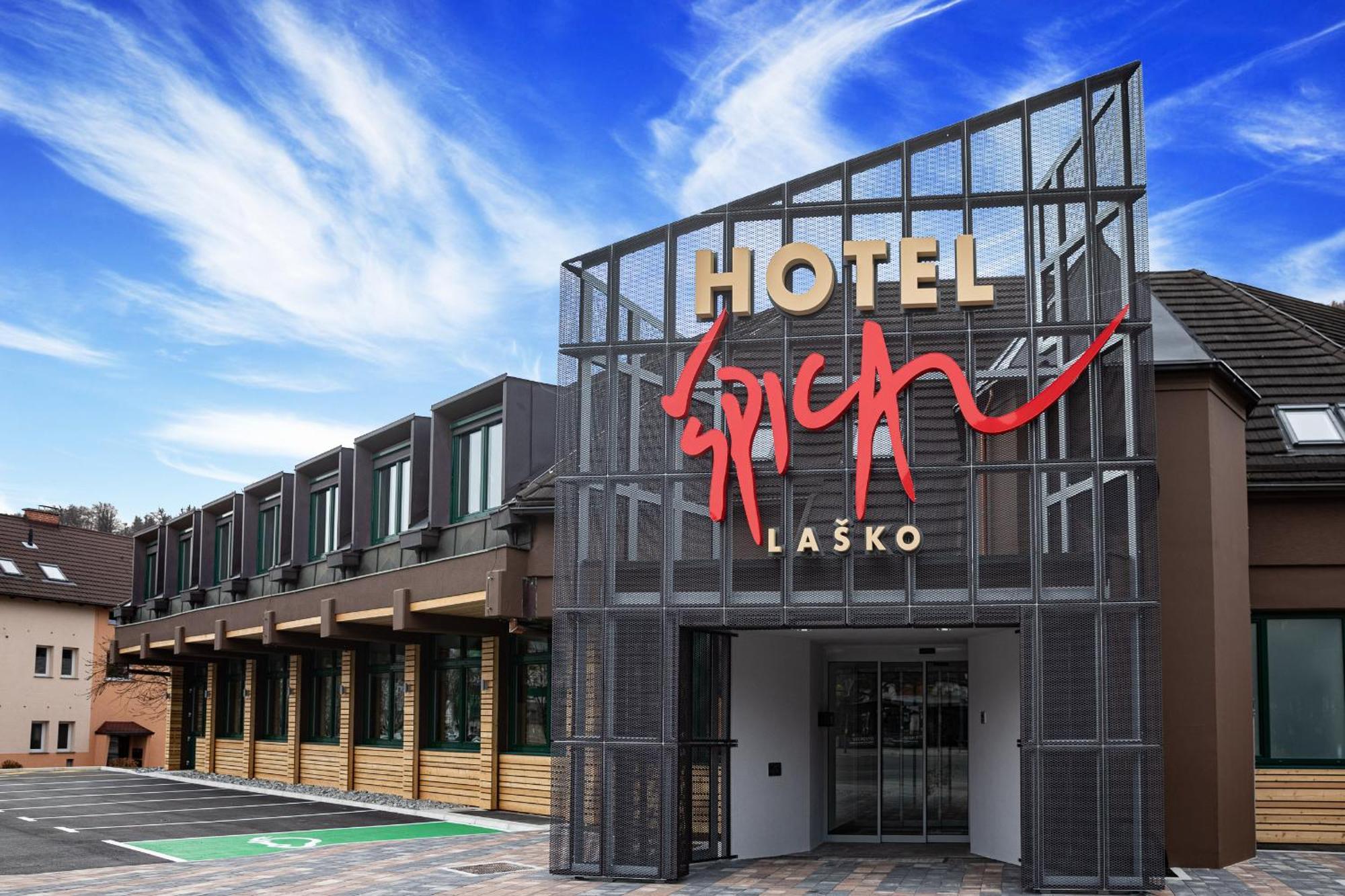 Hotel Spica Лашко Екстер'єр фото